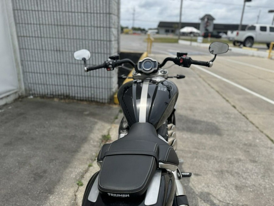 2022 Triumph Rocket 3 R Black Sapphire Black Silver Ice R