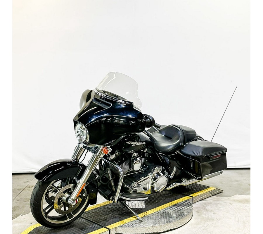 2015 Harley-Davidson® FLHX - Street Glide®