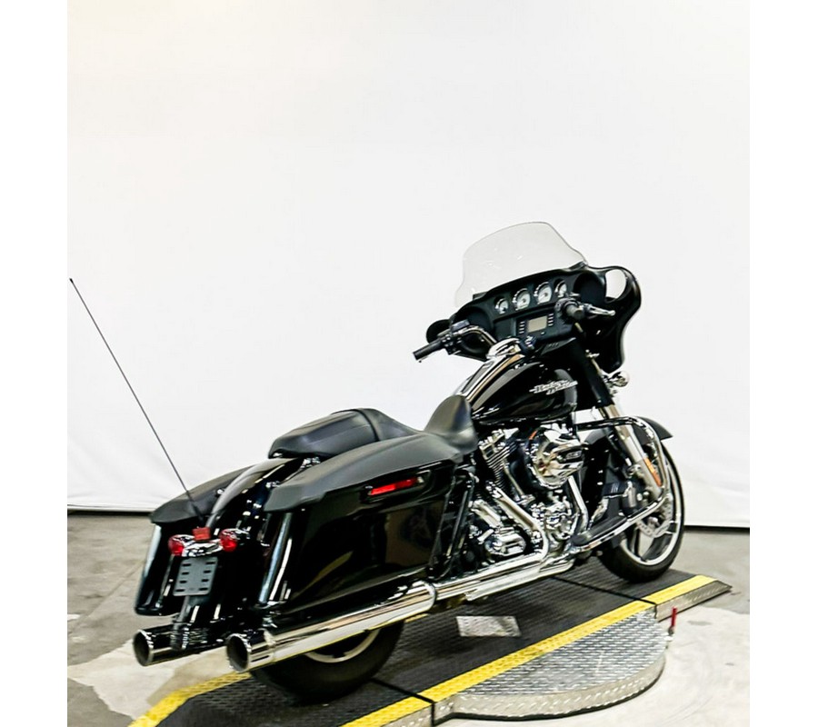 2015 Harley-Davidson® FLHX - Street Glide®