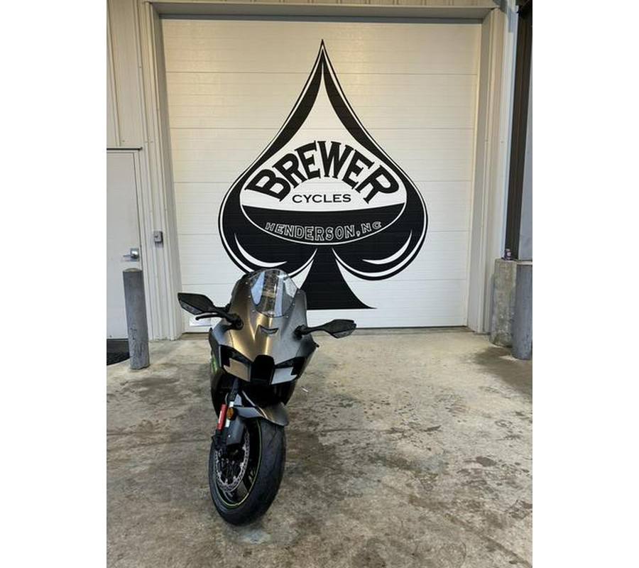 2025 Kawasaki Ninja® ZX™-10RR ABS