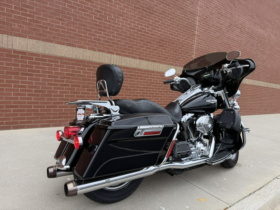 2006 Harley-Davidson® Road King® Classic Black