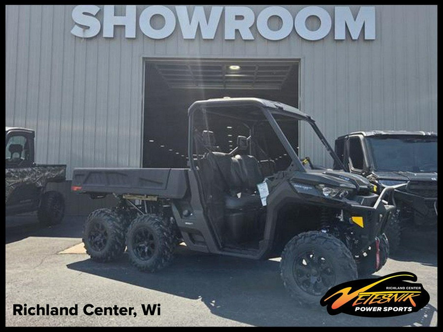 2026 Can-Am® Defender 6x6 XT HD10