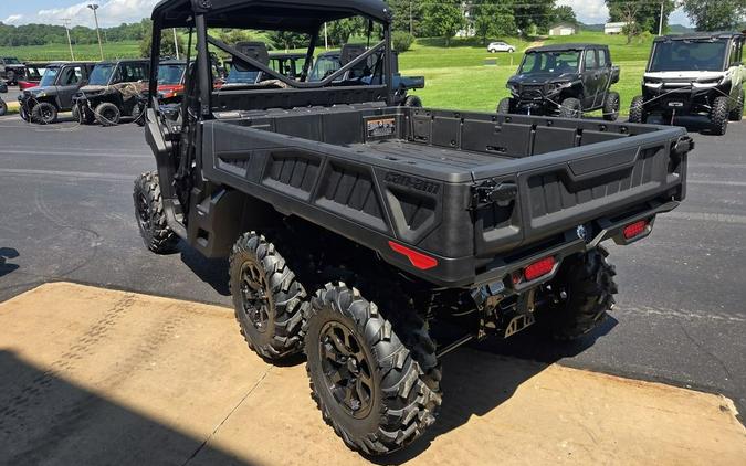 2026 Can-Am® Defender 6x6 XT HD10