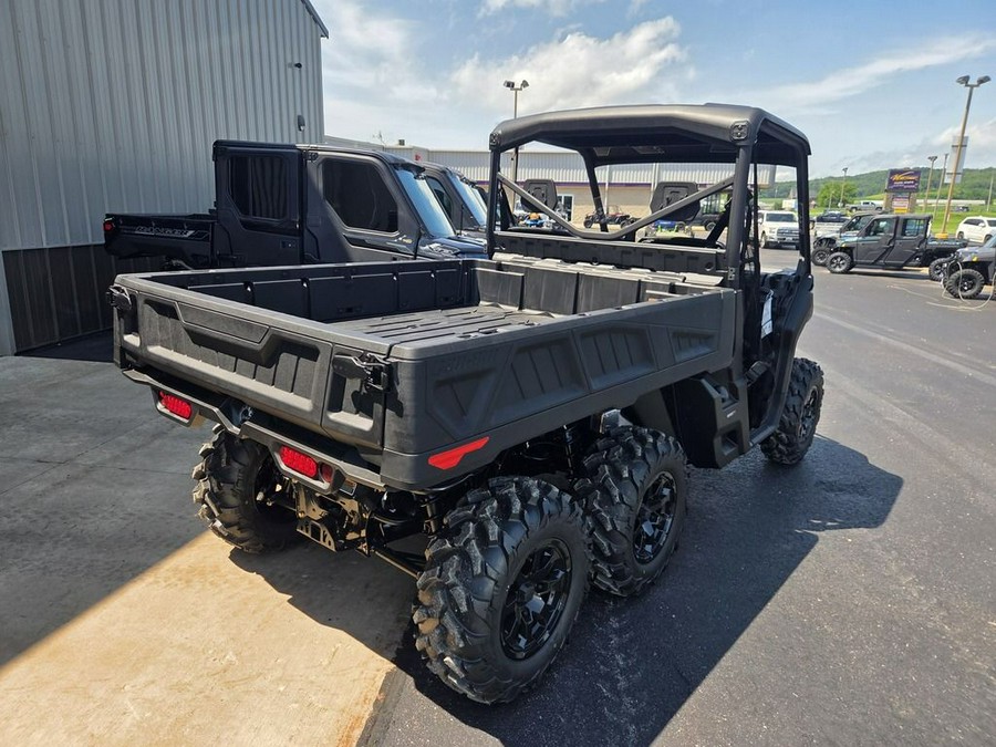 2026 Can-Am® Defender 6x6 XT HD10
