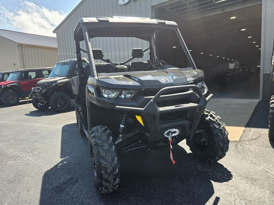 2026 Can-Am® Defender 6x6 XT HD10