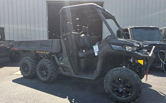 2026 Can-Am® Defender 6x6 XT HD10