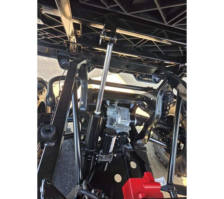 2026 Can-Am® Defender 6x6 XT HD10
