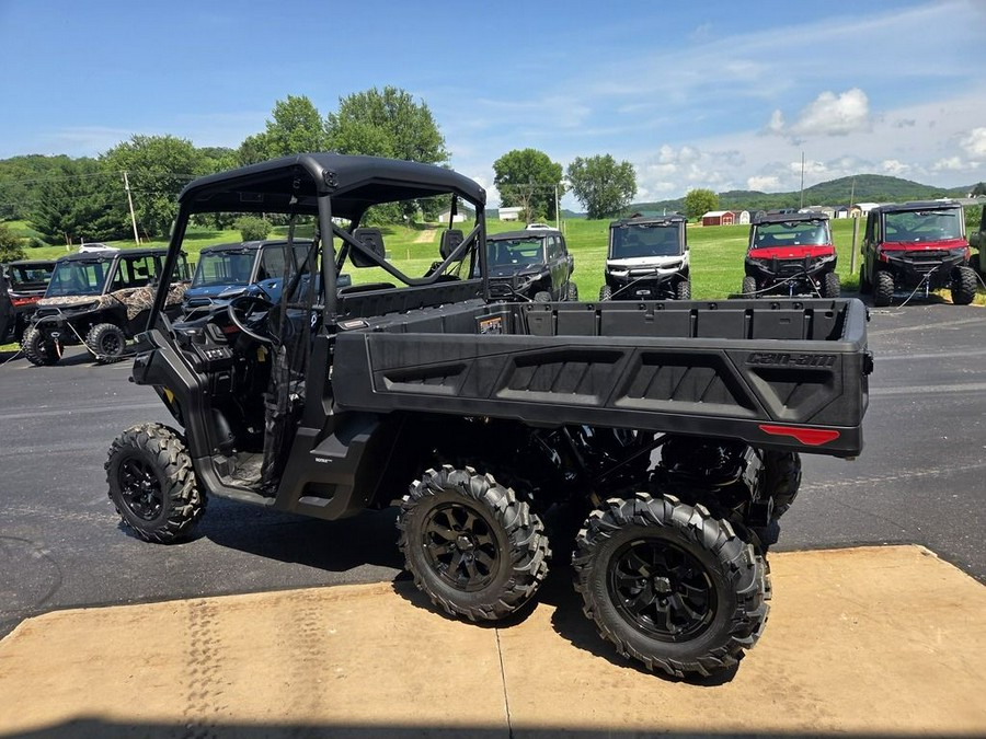 2026 Can-Am® Defender 6x6 XT HD10