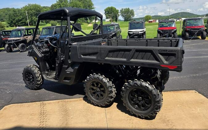 2026 Can-Am® Defender 6x6 XT HD10