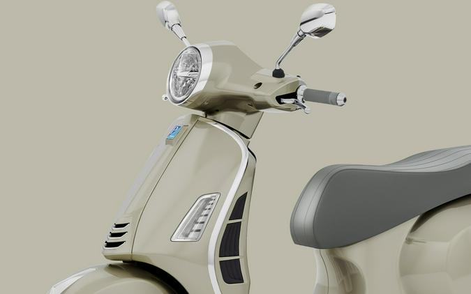 2027 Vespa GTS 310