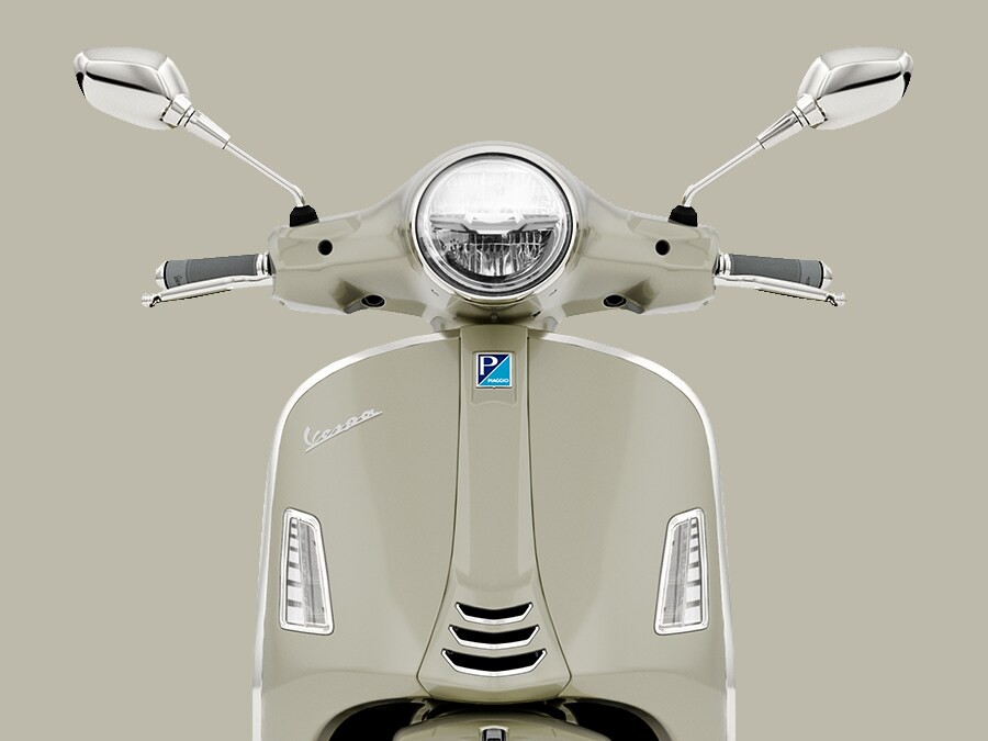 2027 Vespa GTS 310