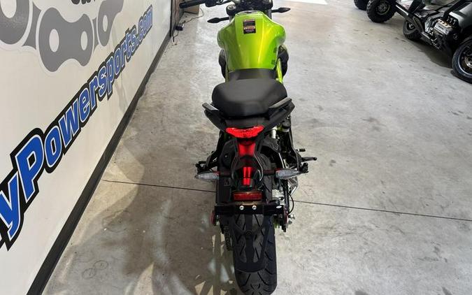2024 Benelli 302S