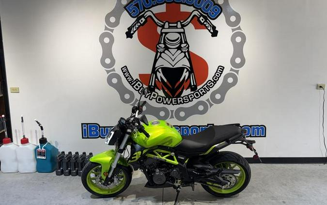 2024 Benelli 302S