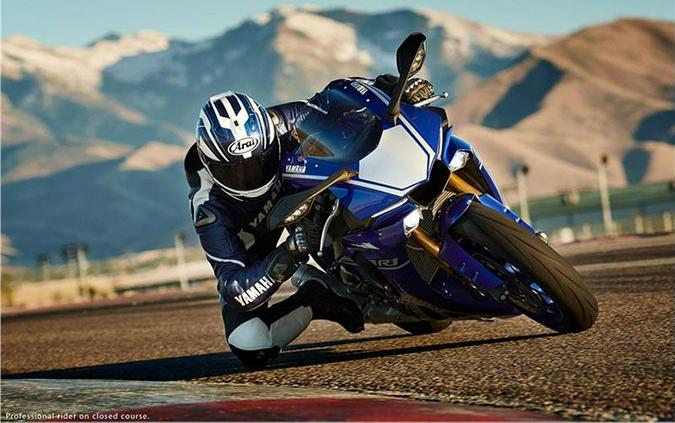 2017 Yamaha Motor Corp., USA YZF-R1