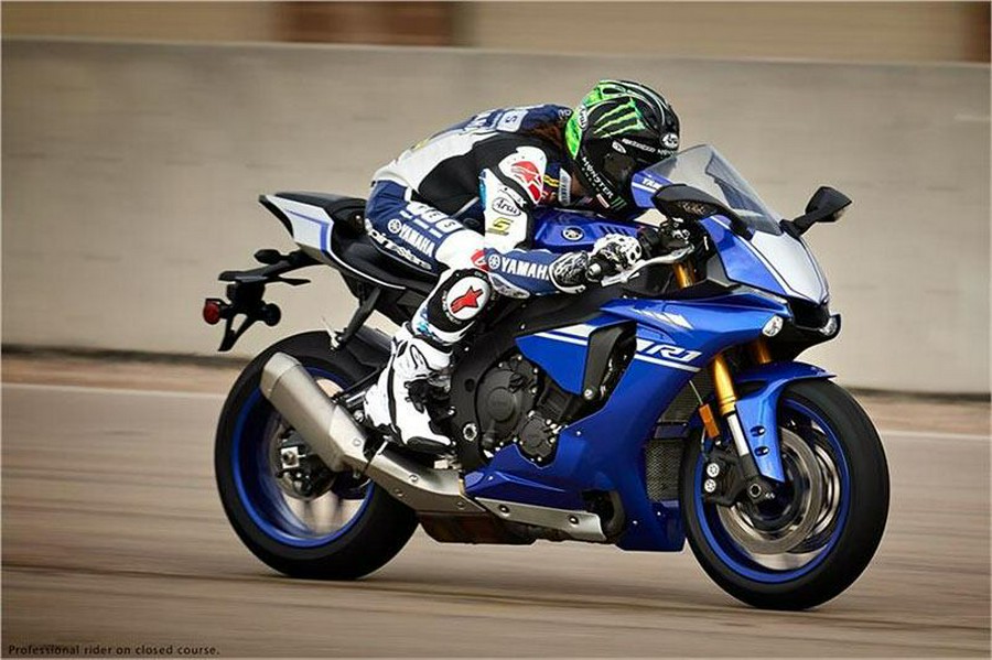 2017 Yamaha Motor Corp., USA YZF-R1