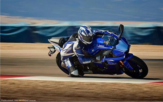 2017 Yamaha Motor Corp., USA YZF-R1