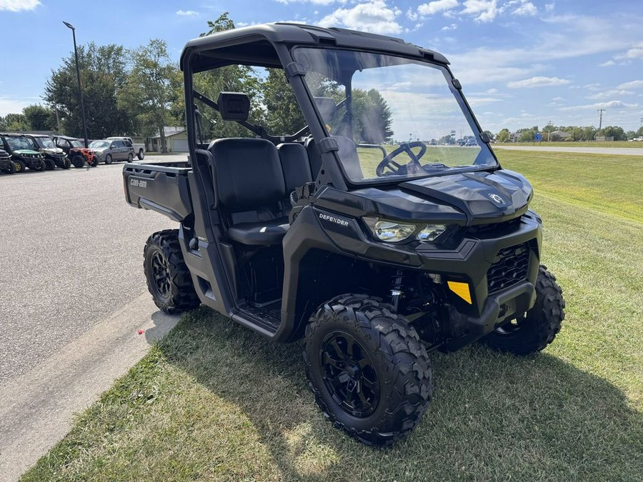 2022 Can-Am® Defender HD9