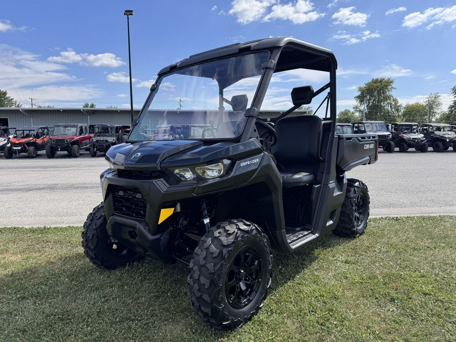 2022 Can-Am® Defender HD9