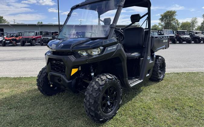 2022 Can-Am® Defender HD9