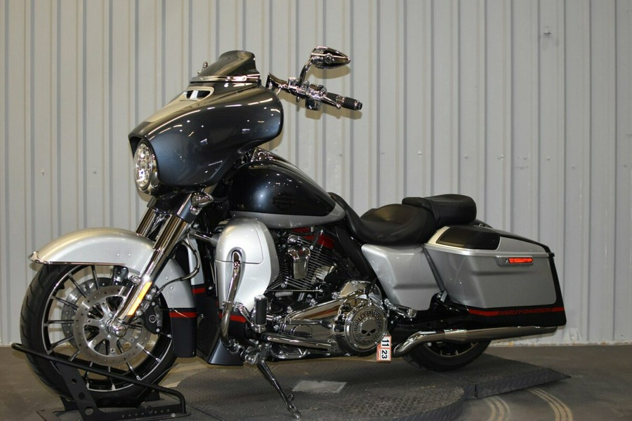 2019 Harley-Davidson CVO Street Glide