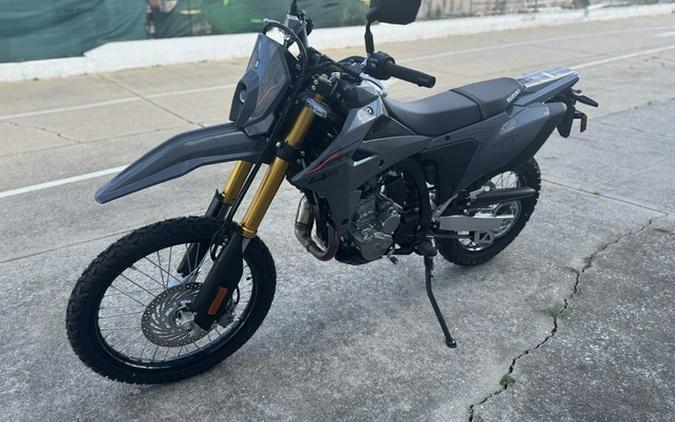 2025 Suzuki DR-Z 4S