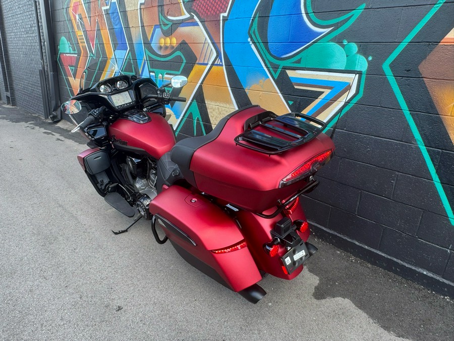 2025 Indian Pursuit® Dark Horse® with 112