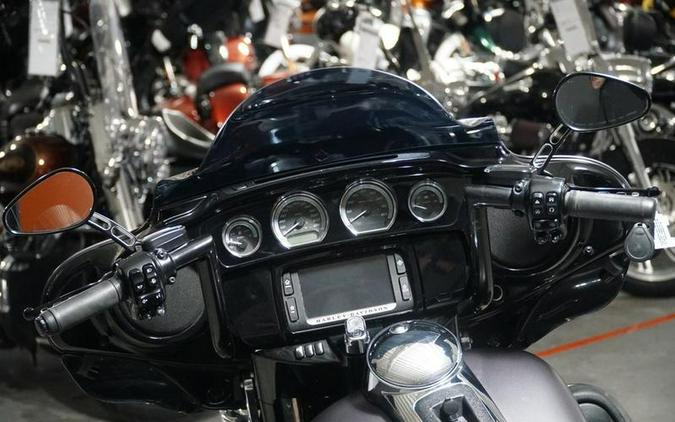 2017 Harley-Davidson® FLHTK - Ultra Limited