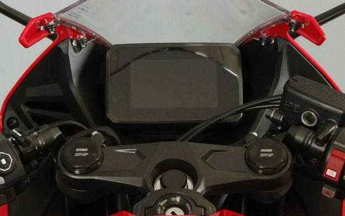 2026 Honda CBR650R E-Clutch