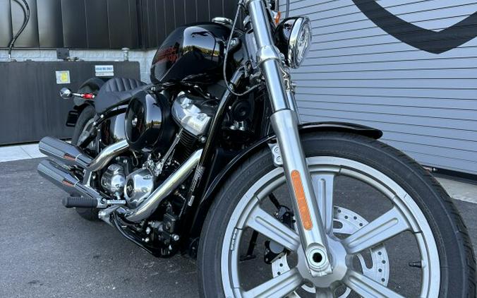 2023 Harley-Davidson Softail Standard