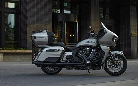 2022 Indian Motorcycle Pursuit Dark Horse with Premium Package