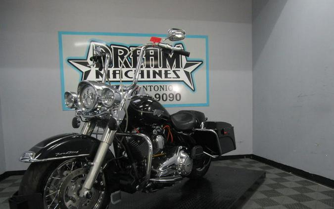 2011 Harley-Davidson® FLHRC - Road King® Classic