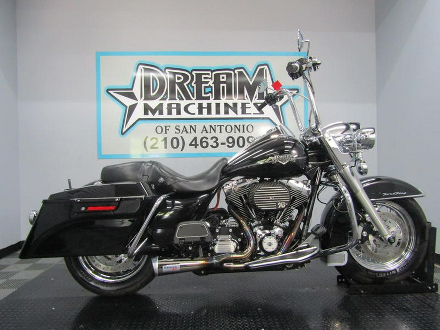 2011 Harley-Davidson® FLHRC - Road King® Classic