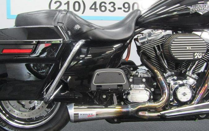 2011 Harley-Davidson® FLHRC - Road King® Classic