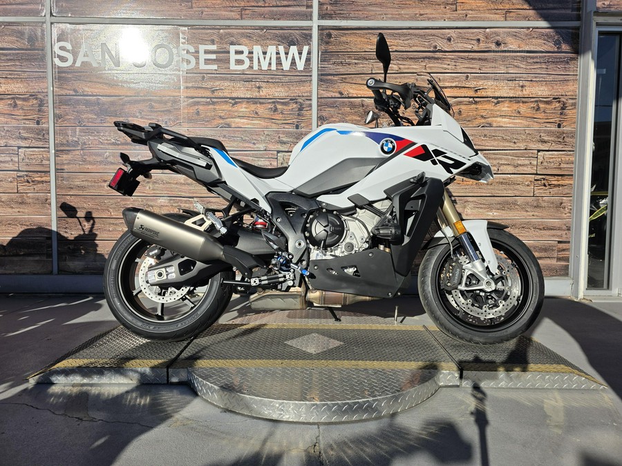 2026 BMW S 1000 XR