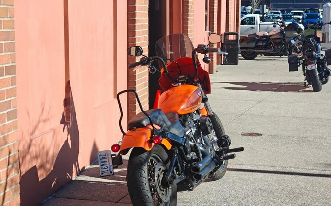 Harley-Davidson® Street Bob® 2020 FXBB Orange