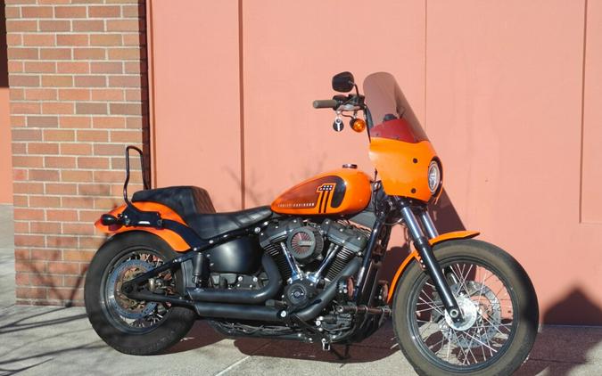 Harley-Davidson® Street Bob® 2020 FXBB Orange