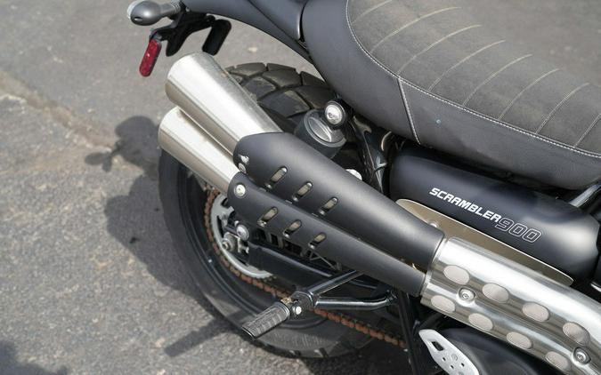 2023 Triumph Scrambler 900 Matte Khaki Green