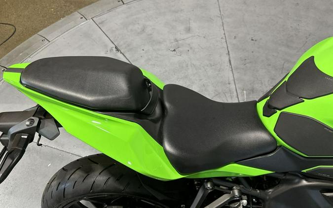2026 Kawasaki Ninja® ZX™-4RR ABS