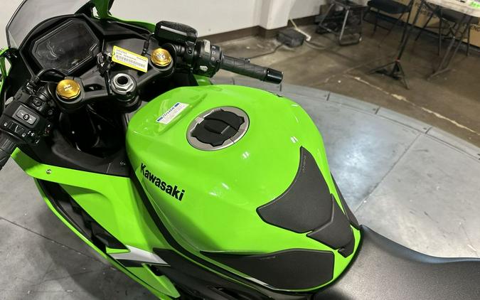 2026 Kawasaki Ninja® ZX™-4RR ABS
