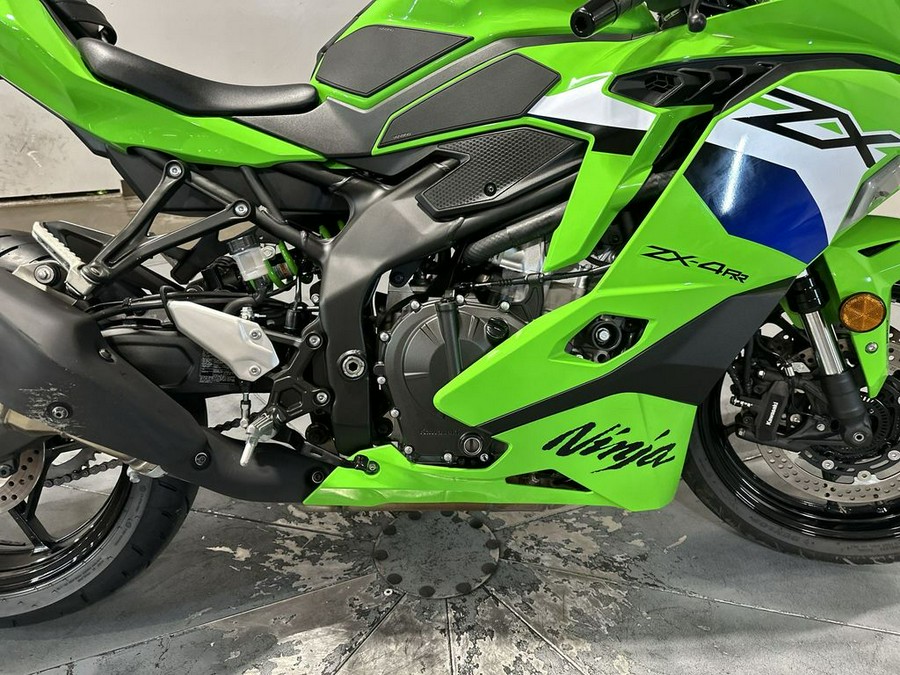 2026 Kawasaki Ninja® ZX™-4RR ABS