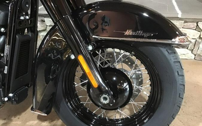 2023 Harley Davidson FLHCS Heritage Classic