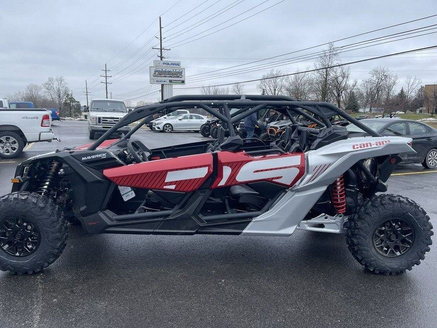 2024 Can-Am® Maverick X3 MAX DS Turbo Fiery Red & Hyper Silver