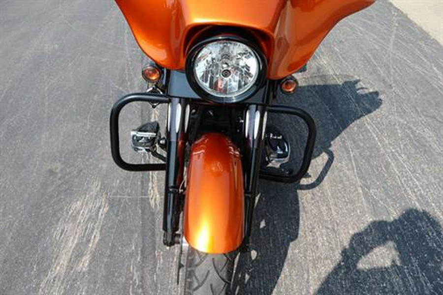 2002 Harley-Davidson FLHTC/FLHTCI Electra Glide® Classic