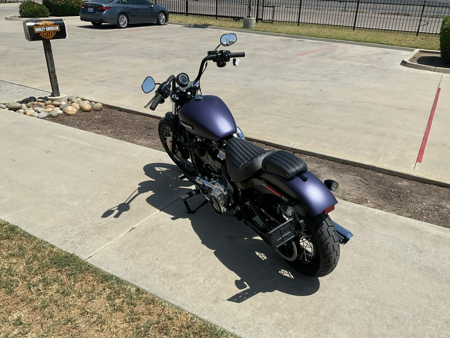 FXBB 2025 Street Bob®