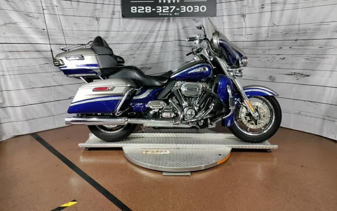 2016 Harley-Davidson CVO Limited Palladium Silver/Phantom Blue