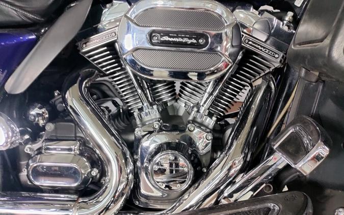 2016 Harley-Davidson CVO Limited Palladium Silver/Phantom Blue