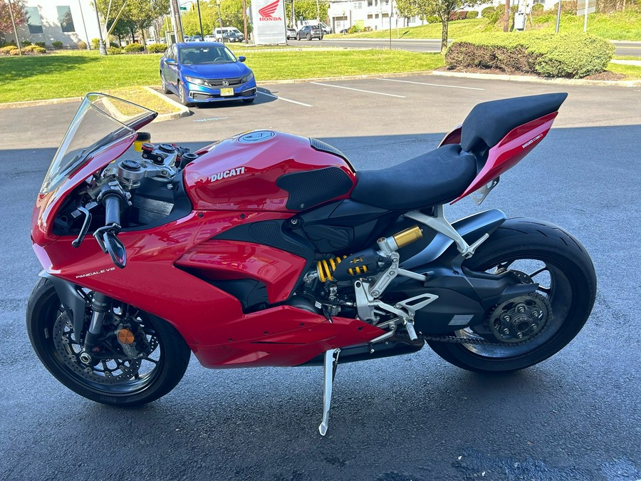 2021 Ducati Panigale V2