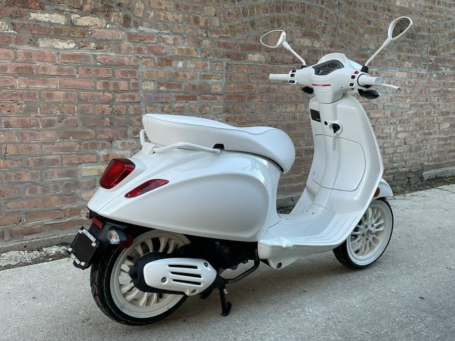 2023 Vespa Sprint 50 Bianco