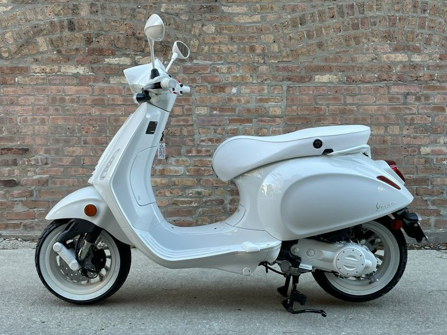 2023 Vespa Sprint 50 Bianco