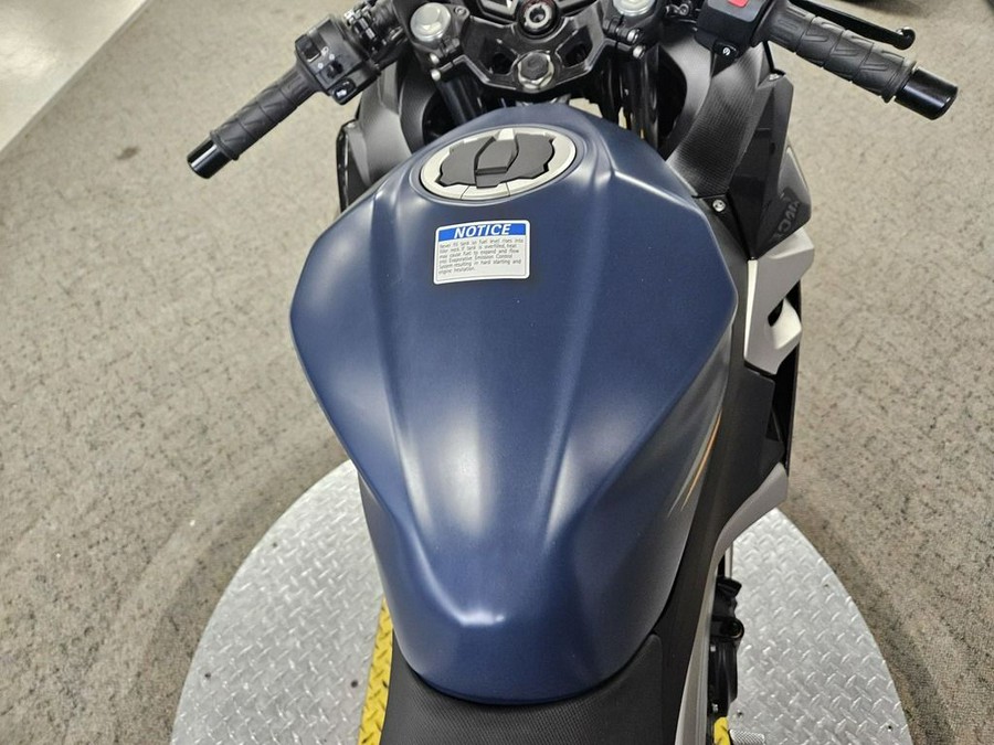 2023 Kawasaki Ninja® 400 Base